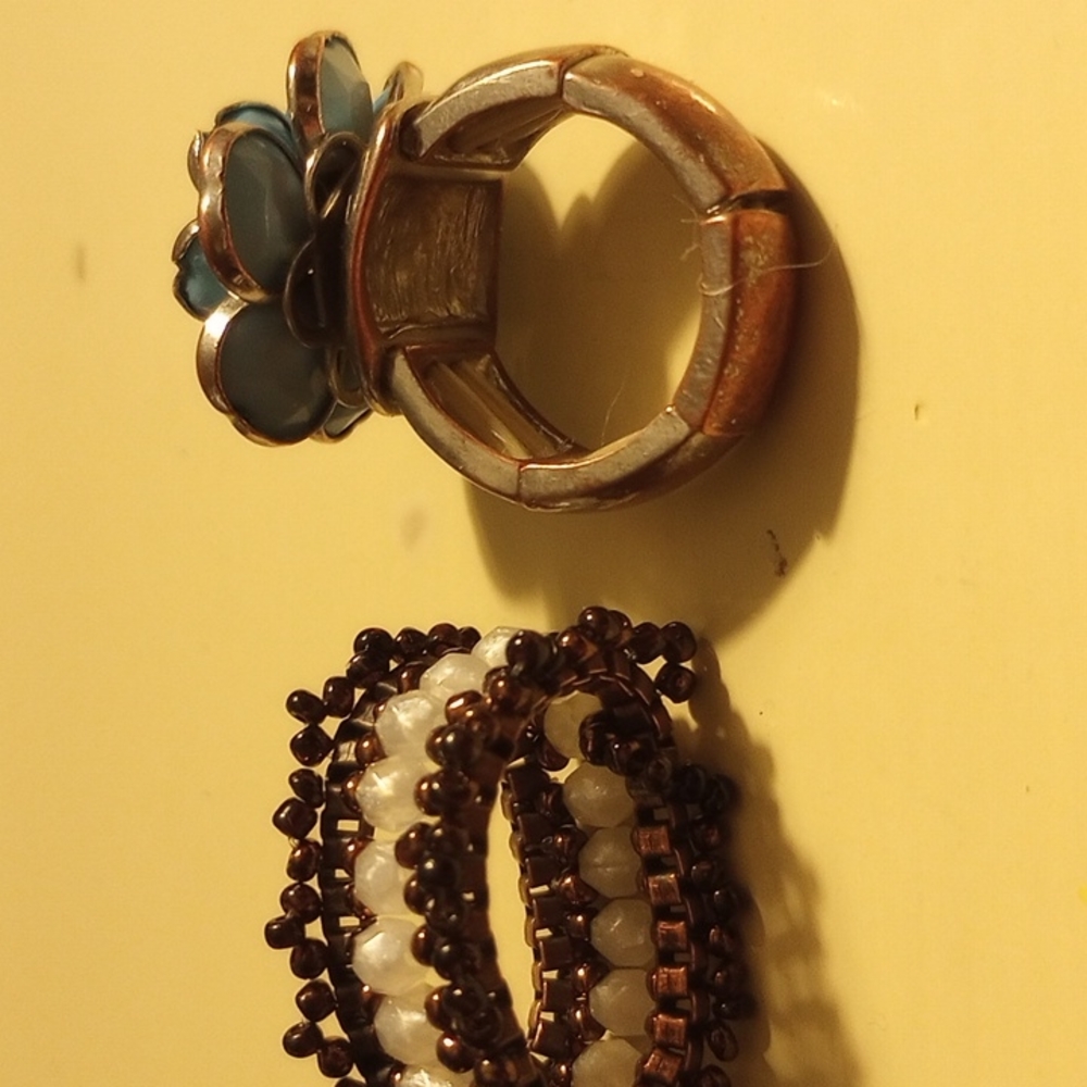 🟢BOGO🟢2 Vintage Rings - Picture 3 of 4